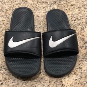 Nike slides